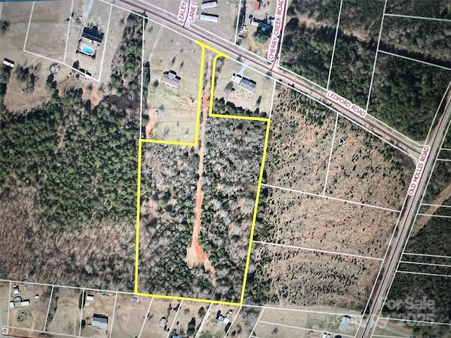 566 Ledford Rd, Ellenboro, NC 28040