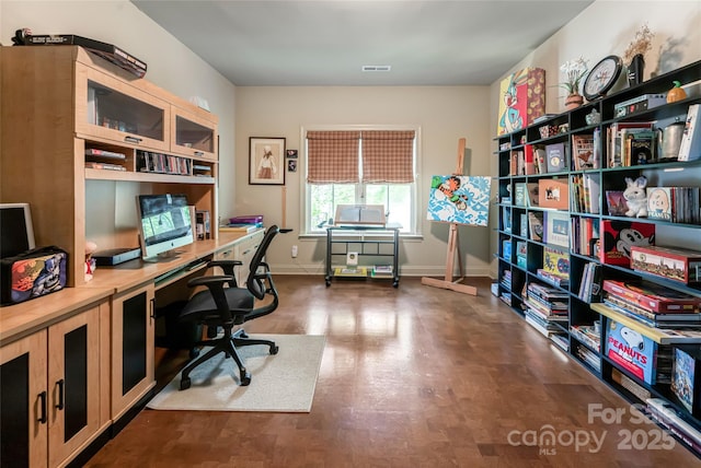 7 White Palmer Ct, Biltmore Lake, NC 28715 - office space with baseboards