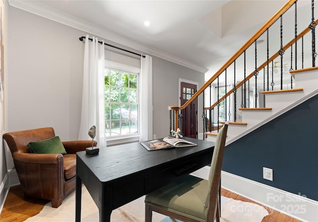 901 Hartford Ave, Charlotte, NC 28209 - office space with light wood finished floors, ornamental molding, baseboards, and recessed lighting