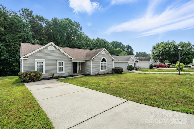 7922 Travers Run Dr, Charlotte, NC 28215 - photo 1