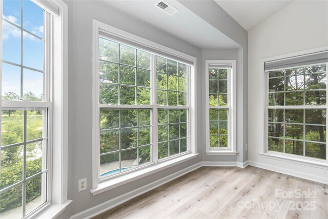7704 Ninth Fairway Ln, Mint Hill, NC 28227 - unfurnished sunroom featuring vaulted ceiling