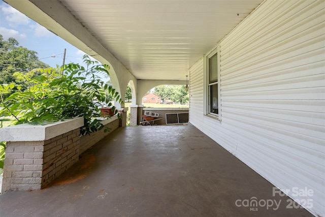 1637 N College Ave, Newton, NC 28658 - view of porch