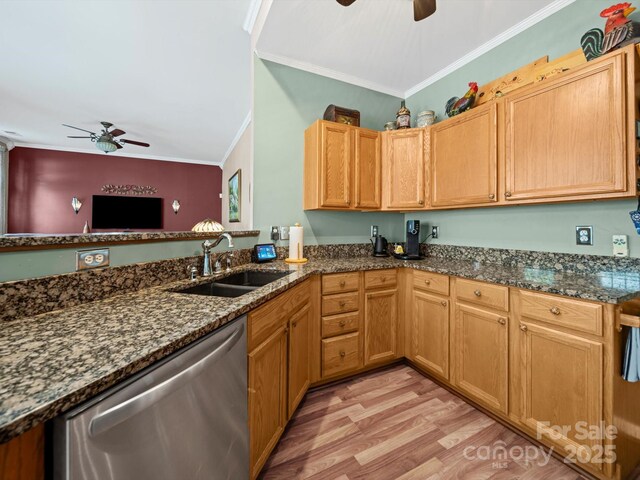 11909 Creek Turn Dr, Charlotte, NC 28278 - photo 4