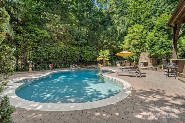 1336 Dobson Dr, Waxhaw, NC 28173 - view of swimming pool featuring a patio area and a fenced backyard