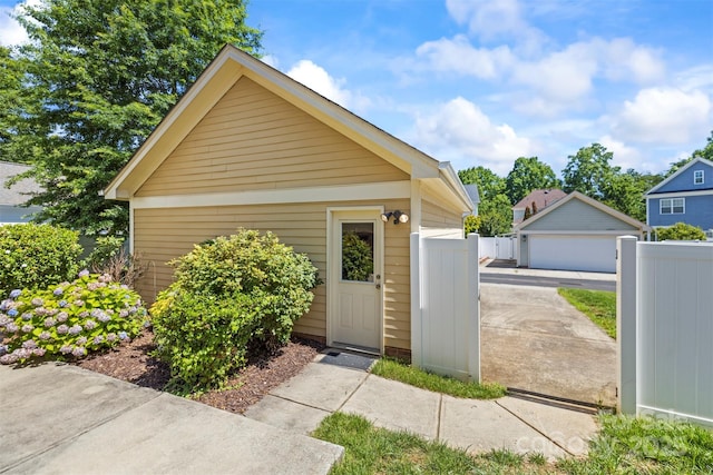 187 Water Oak Dr, Mooresville, NC 28117 - view of front of property featuring an outdoor structure and a garage