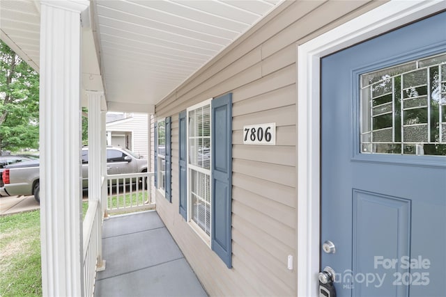 7806 Mcgarry Trl, Charlotte, NC 28214 - view of covered porch