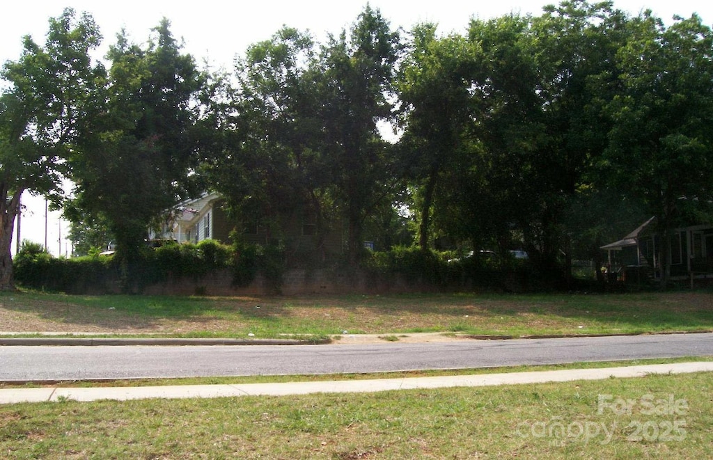518 Rankin Ave, Gastonia, NC 28052 - photo 1