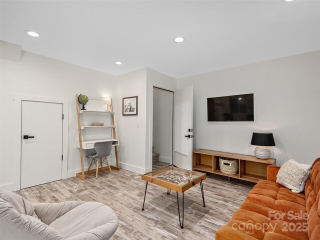 31 Rory Phillips Vw, Candler, NC 28715 - living area featuring wood finished floors, baseboards, and recessed lighting