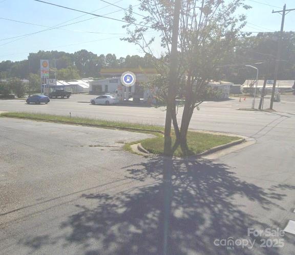 117 Maple St, Jonesville, NC 28642