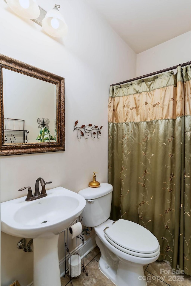 387 Goodview Dr, Hendersonville, NC 28792 - bathroom with tile patterned floors and a shower with curtain