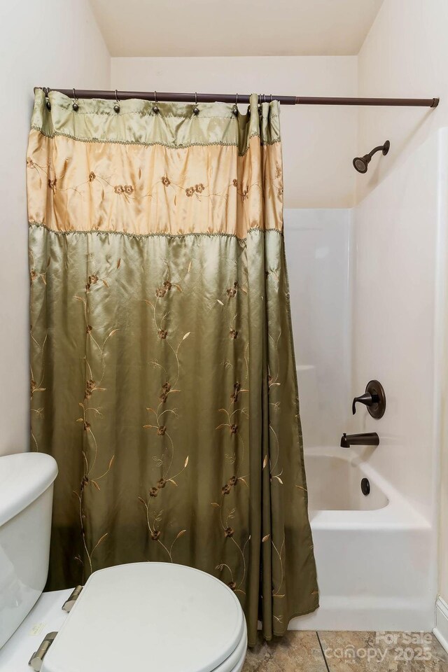 387 Goodview Dr, Hendersonville, NC 28792 - full bath featuring shower / bathtub combination with curtain and tile patterned flooring