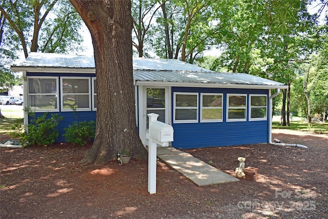 2131 E NC-10 Hwy, Conover, NC 28613 - view of front facade with metal roof