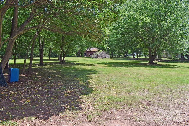 2131 E NC-10 Hwy, Conover, NC 28613 - view of property's community featuring a lawn