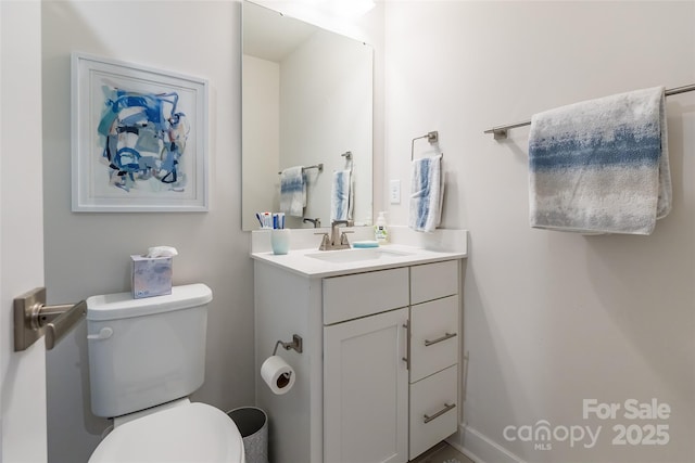 819 Anderson St, Charlotte, NC 28205 - half bathroom featuring vanity and toilet