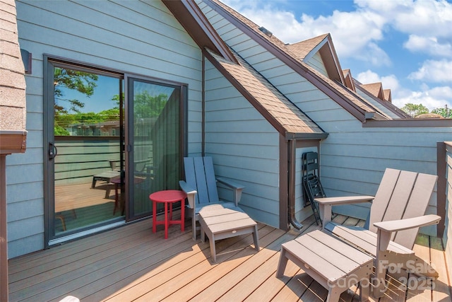 819 Anderson St, Charlotte, NC 28205 - view of wooden terrace