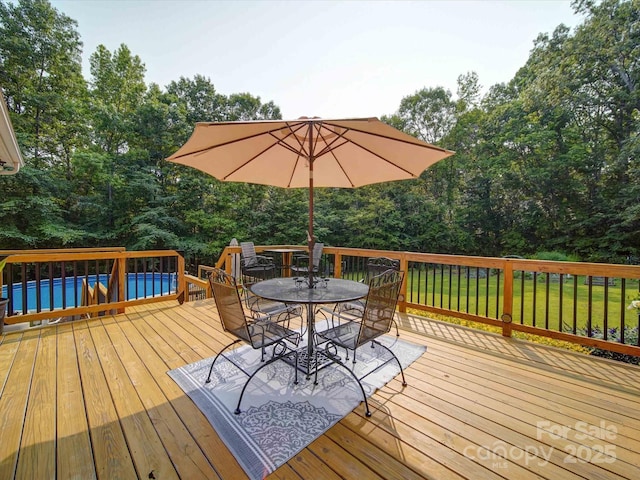 8101 Cane Pointe Ln, Waxhaw, NC 28173 - deck with outdoor dining space