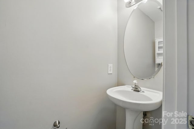 10867 Garden Oaks Ln, Charlotte, NC 28273 - view of bathroom