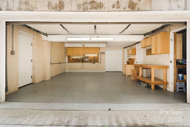 212 Riva Ridge Dr, Fairview, NC 28730 - view of garage