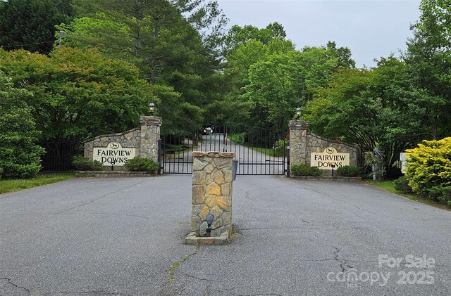 212 Riva Ridge Dr, Fairview, NC 28730 - view of gate