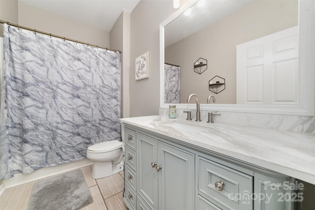7012 Somerset Springs Dr Unit E, Charlotte, NC 28262 - full bath featuring vanity and a shower with shower curtain