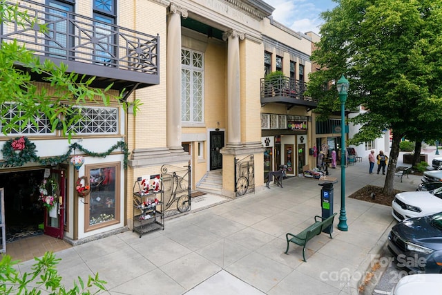 231 N Main St, Hendersonville, NC 28792 - view of property