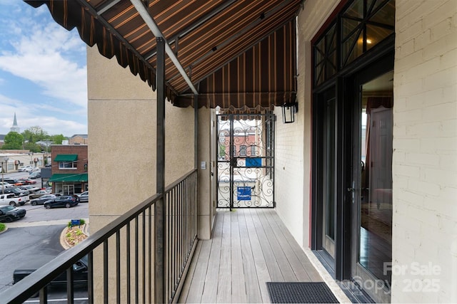 231 N Main St, Hendersonville, NC 28792 - view of balcony