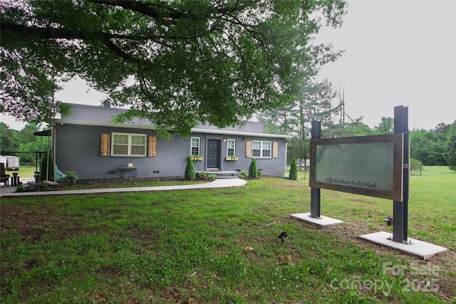 1028 Washburn Switch Rd, Shelby, NC 28150 - single story home featuring crawl space and a front yard