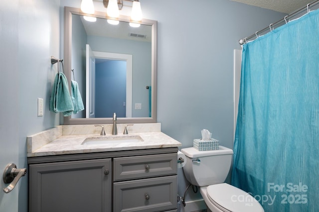 178 Susanna Cove Rd, Mars Hill, NC 28754 - bathroom with vanity, curtained shower, and a textured ceiling