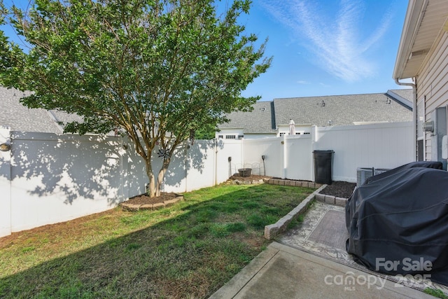 158 Snead Rd, Fort Mill, SC 29715 - fenced backyard featuring a patio area