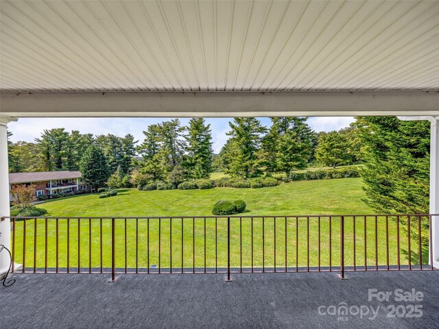 410 Golf View Condo Ln Unit 2D, Hendersonville, NC 28739 - photo 8