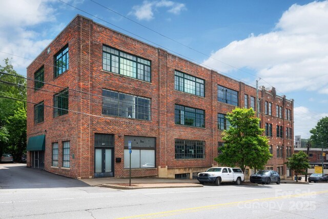 100 Coxe Ave Unit 309, Asheville, NC 28801 - photo 25