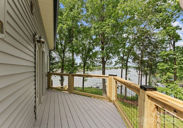 5075 Lakeview Cir, Sherrills Ford, NC 28673 - wooden terrace with a water view