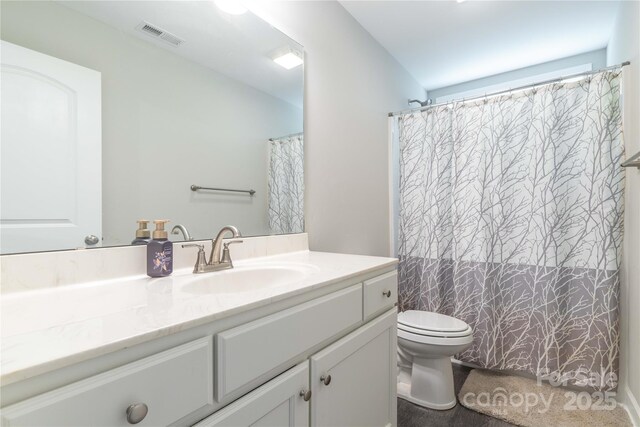 198 Anita Ln, Lexington, NC 27295 - full bath with vanity, toilet, and curtained shower