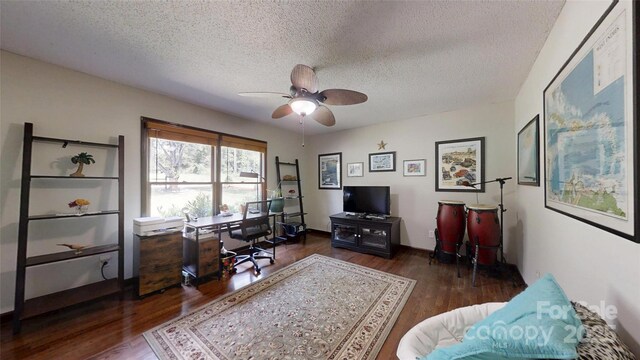 4920 Surfwood Dr, Sherrills Ford, NC 28673 - home office featuring a ceiling fan, wood finished floors, and a textured ceiling