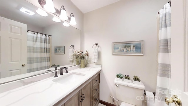4920 Surfwood Dr, Sherrills Ford, NC 28673 - full bathroom featuring vanity, toilet, and a shower with curtain