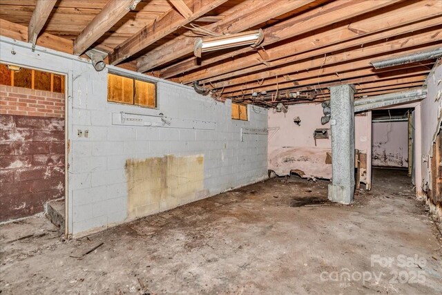 714 Pine St, Hamlet, NC 28345 - view of unfinished below grade area