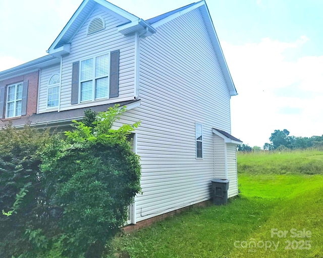 3509 Joel Turner Dr, Charlotte, NC 28216 - view of side of home featuring a yard