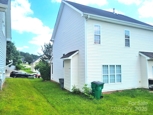 3509 Joel Turner Dr, Charlotte, NC 28216 - view of side of home featuring a yard