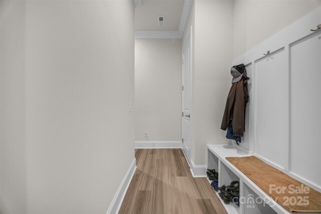 513 Meadow Ridge Dr, Belmont, NC 28012 - mudroom featuring light wood finished floors and baseboards