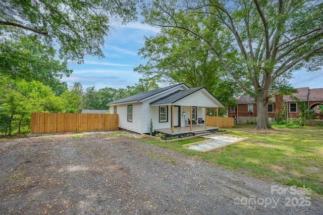 516 Boss Moore Rd, Ellenboro, NC 28040 - bungalow-style house with a porch