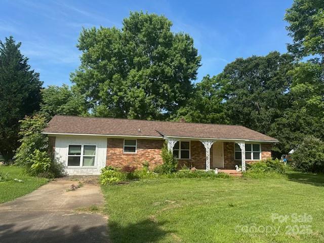 1421 N Post Rd, Shelby, NC 28150 - photo 1