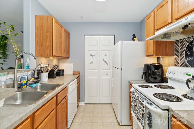 1108 Plaza Walk Dr, Charlotte, NC 28215 - photo 10