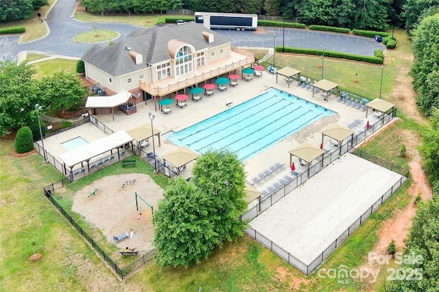 8109 Hawk Crest Ct, Charlotte, NC 28270 - aerial view of property and surrounding area with a pool area