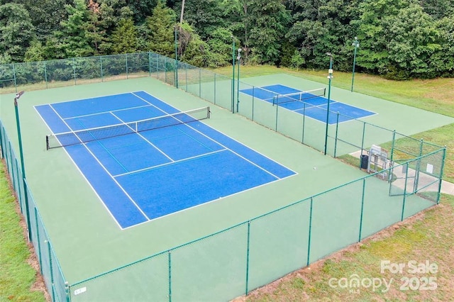 8109 Hawk Crest Ct, Charlotte, NC 28270 - view of tennis court