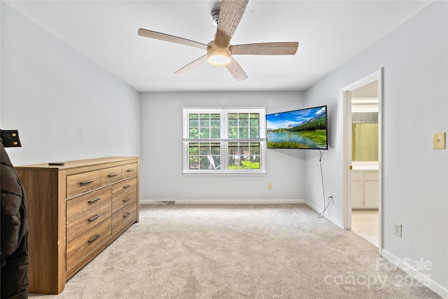 7528 Red Oak Ln, Charlotte, NC 28226 - bedroom featuring light carpet, connected bathroom, and a ceiling fan
