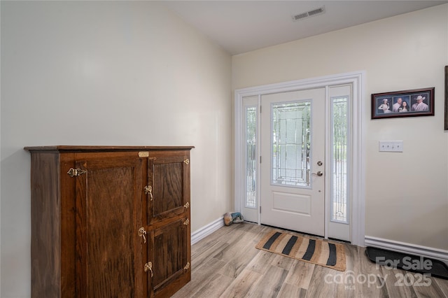 3103 Richview Dr, Crouse, NC 28033 - foyer featuring light wood-style flooring and baseboards