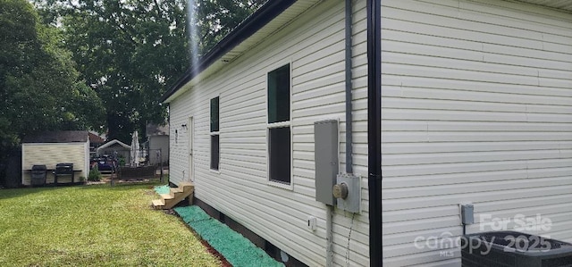 306 E Ratchford Ave, Gastonia, NC 28054 - view of side of home featuring a lawn and entry steps