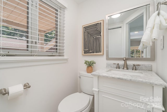 5424 Doncaster Dr, Charlotte, NC 28211 - half bath featuring vanity and toilet