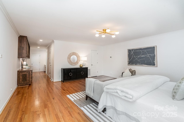 5424 Doncaster Dr, Charlotte, NC 28211 - bedroom with crown molding, light wood finished floors, and recessed lighting