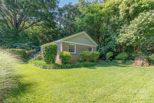 4200 Tyndale Ave, Charlotte, NC 28210 - view of green lawn